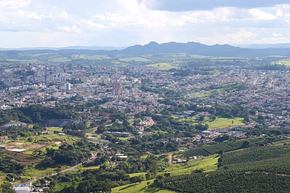 LAVRAS É A QUINTA MAIOR CIDADE DO SUL DE MINAS Rádio 94 FM Lavras