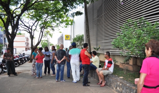 servidores_manifestacao_prefeitura_foto_jornal_de_lavras